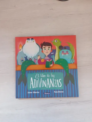 El libro de las adivinanzas / The Book of Riddl...