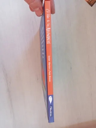 El libro de las adivinanzas / The Book of Riddl...