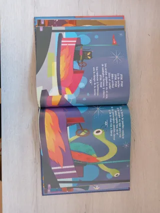 El libro de las adivinanzas / The Book of Riddl...