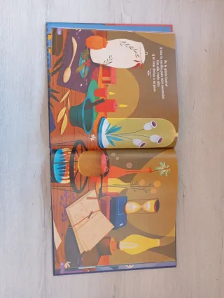 El libro de las adivinanzas / The Book of Riddl...