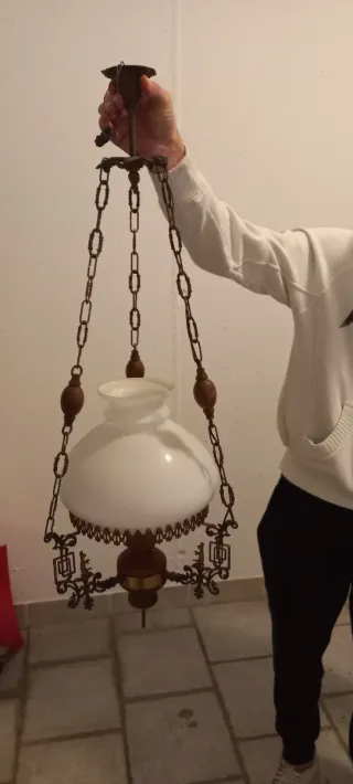 Lampadario metallo, legno e vetro