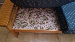 2 Sofas iguales de 2 plazas madera y tela