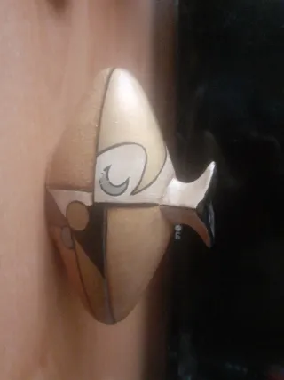 Adorno  Beige y Dorado