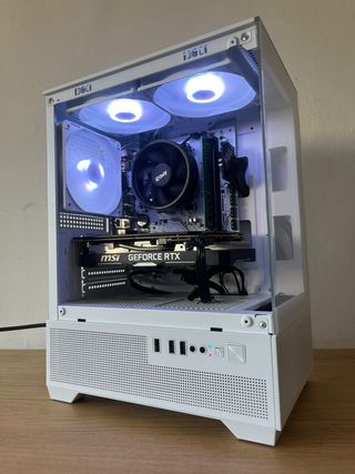 PC Gaming RTX 2060 Ryzen 5 2600 Blanco