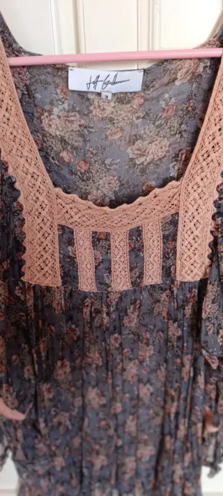 Blusón Jeff Gallano floral S Comprada en Li Ujo.