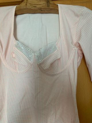 Body Peter Pan rosa con encaje