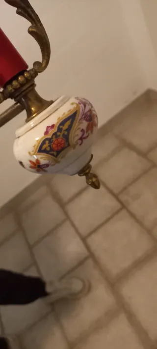 Applique vintage metallo e ceramica