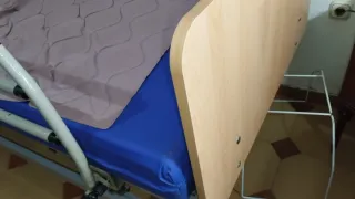 Cama hospitalaria.