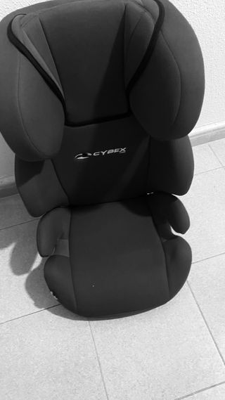 Silla coche CYBEX ampliable hasta 12 años es roja
