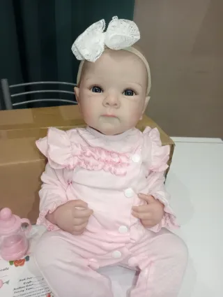 Bambola reborn nuova con certificato