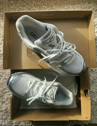 ASICS Gel Kayano 14 White/Midnight