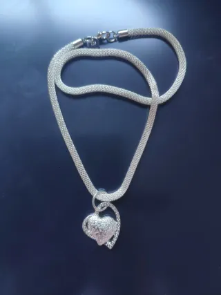 Colgante Corazón Doble con Cadena