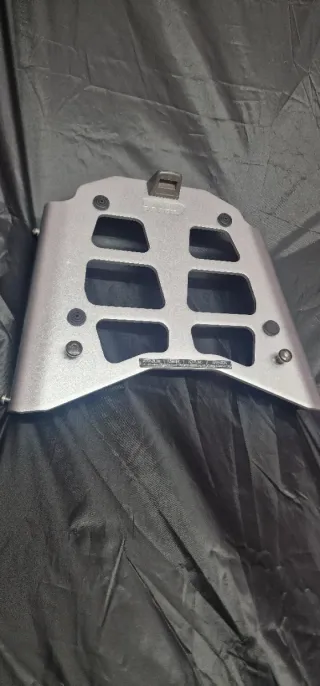 Soporte Givi top case