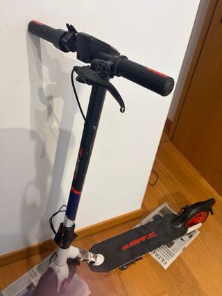 Patinete Eléctrico Aprilia ESRZ