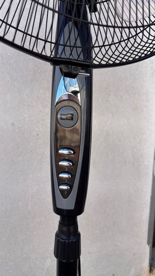 Ventilador de pie Orbegozo negro SF0148