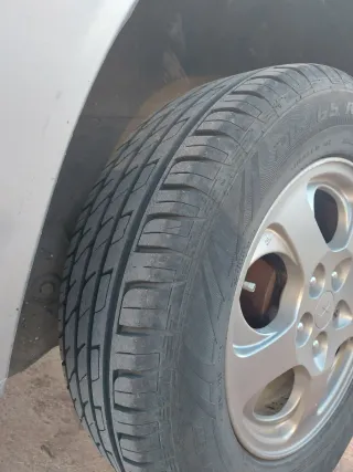 Mitsubishi Montero 2003