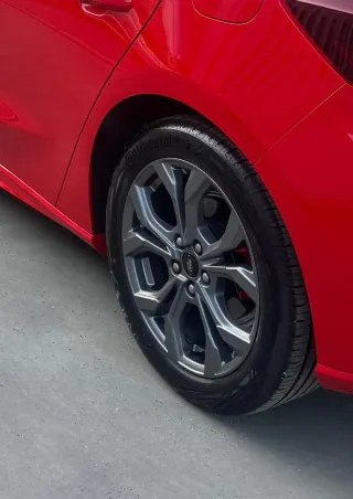 Llantas Ford Focus 17