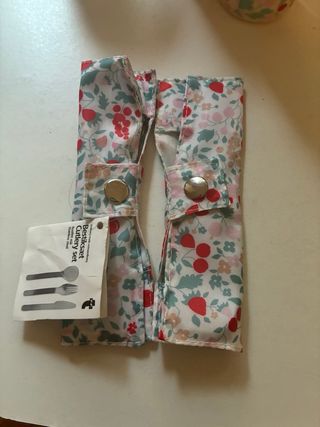 Juego vasos y cubiertos sin estrenar