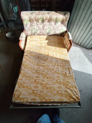 Sofá Cama Tapizado Floral