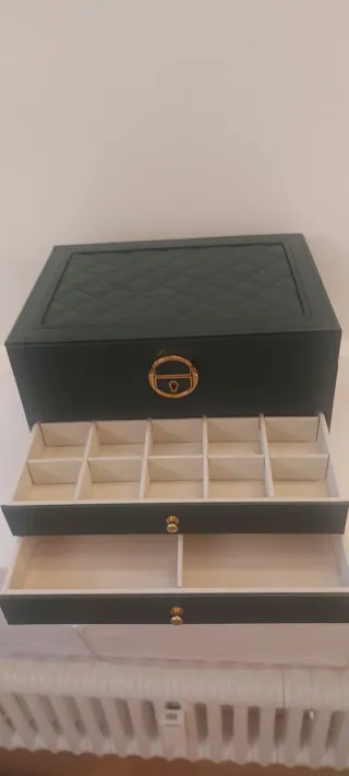 Portagioie grande verde con dettagli oro