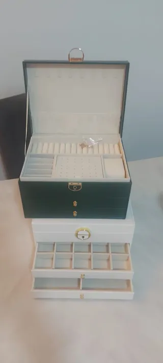 Portagioie grande verde con dettagli oro