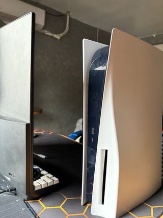 Consola PS5 + Mando + Monitor 120Hz