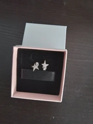 Pendientes de estrella con circonitas