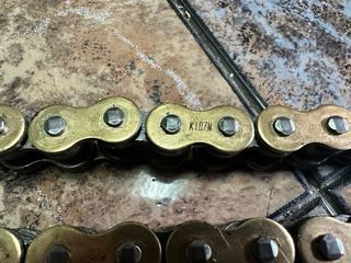 Cadena Moto DID 525 VX3 Dorada 118 Eslabones