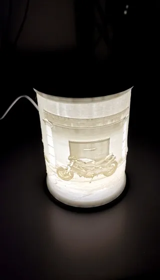 Candeeiro de mesa personalizável