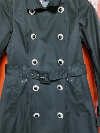 Capotto impermeabile nero