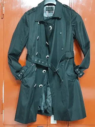 Capotto impermeabile nero