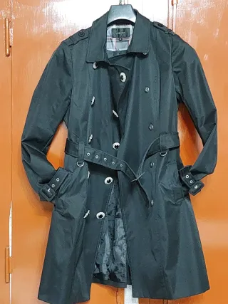 Capotto impermeabile nero