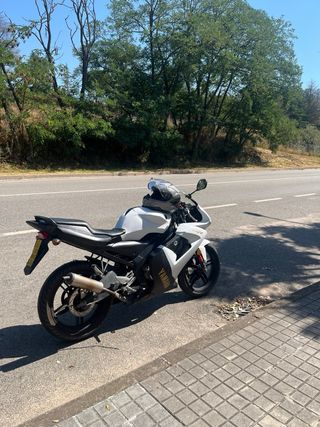 Yamaha TZR 50 Blanca 2013