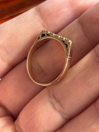 Anillo Oro 18k con 5 Diamantes