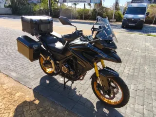 Voge 525 DSX Black Night Edition