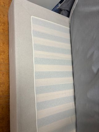 Cama somier madera  + colchón 90x200 ikea