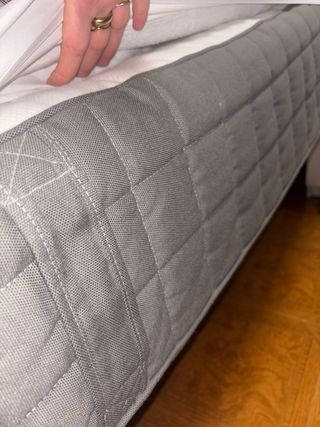 Cama somier madera  + colchón 90x200 ikea