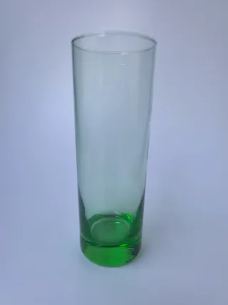 Vasos altos verdes vintage cristal