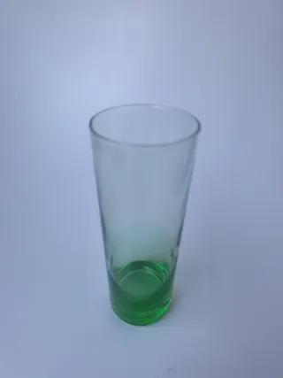 Vasos altos verdes vintage cristal