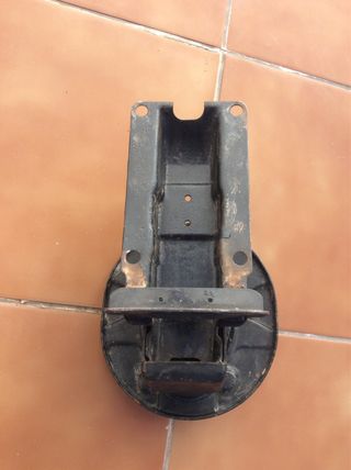 SOPORTE DE RUEDA D RECAMBIO SUZUKI SANTANA SAMURAI