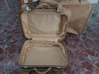 Juego maletas vintage 1980s cuero