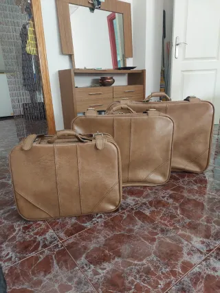 Juego maletas vintage 1980s cuero