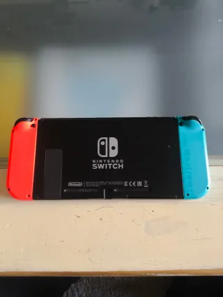 Nintendo Switch Azul y Naranja