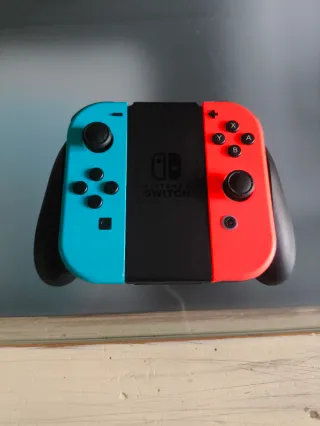 Nintendo Switch Azul y Naranja