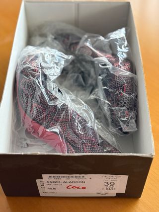 Zapatos de tacón estampados