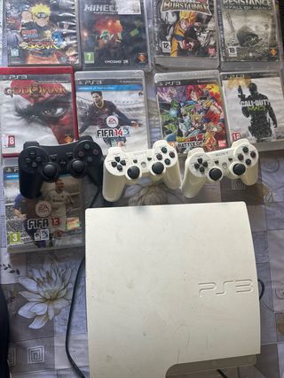 Consola PS3 Blanca + 3 mandos + 9 juegos
