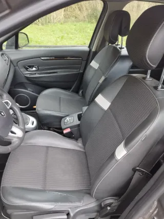 Renault Grand Scenic 2012