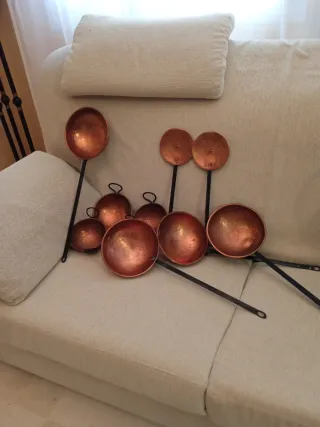 Olla de cobre decorativa