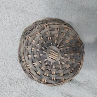 Cesta redonda de mimbre