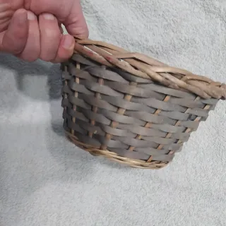 Cesta redonda de mimbre